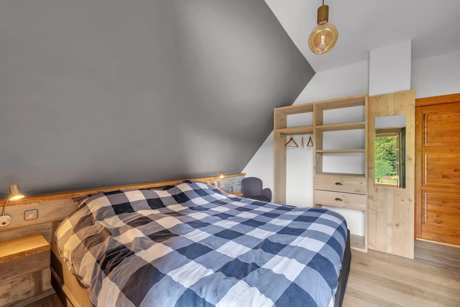 Stupna KSS180-Schlafzimmer