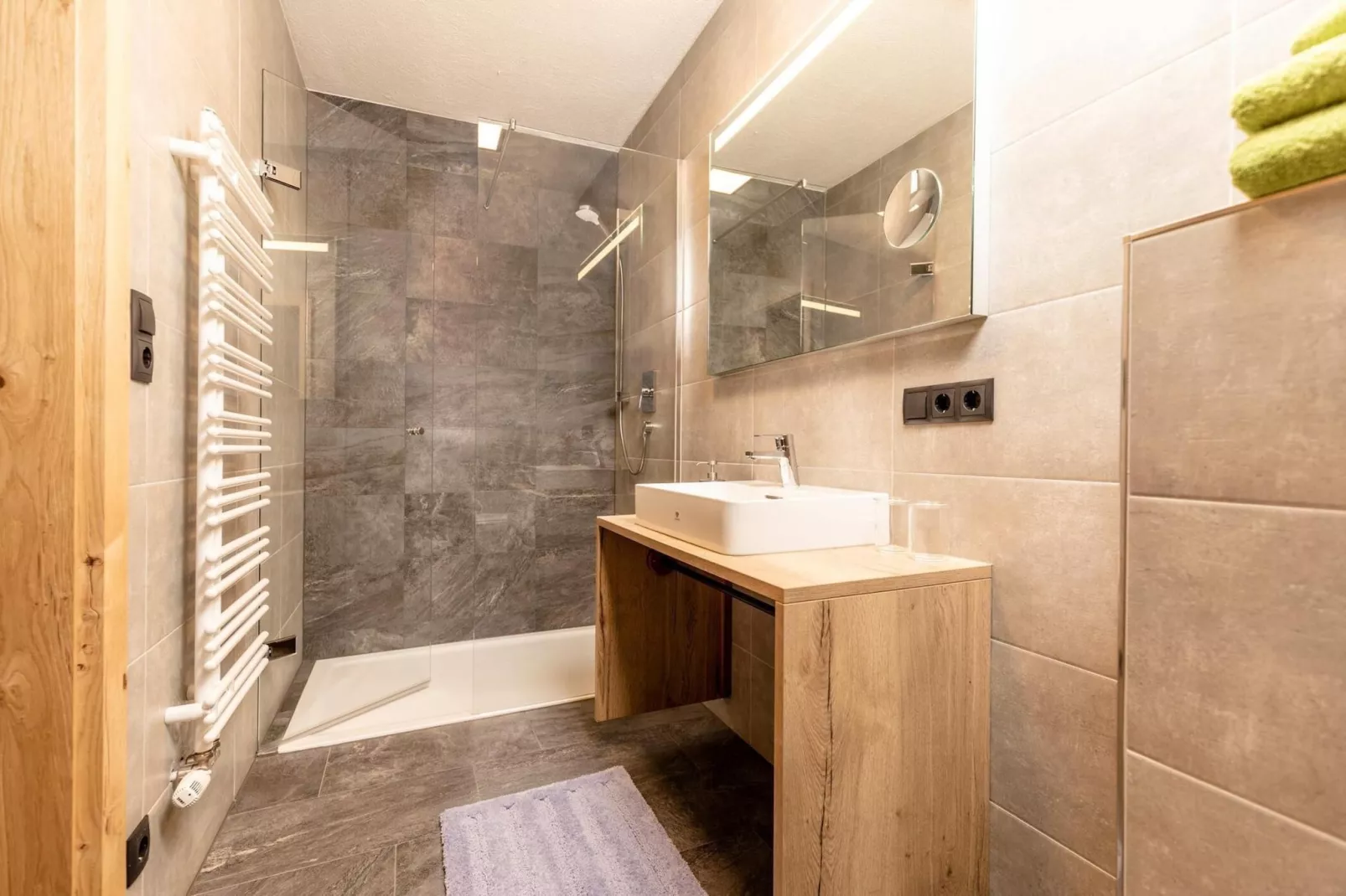 Wohnung Wald-Bathroom