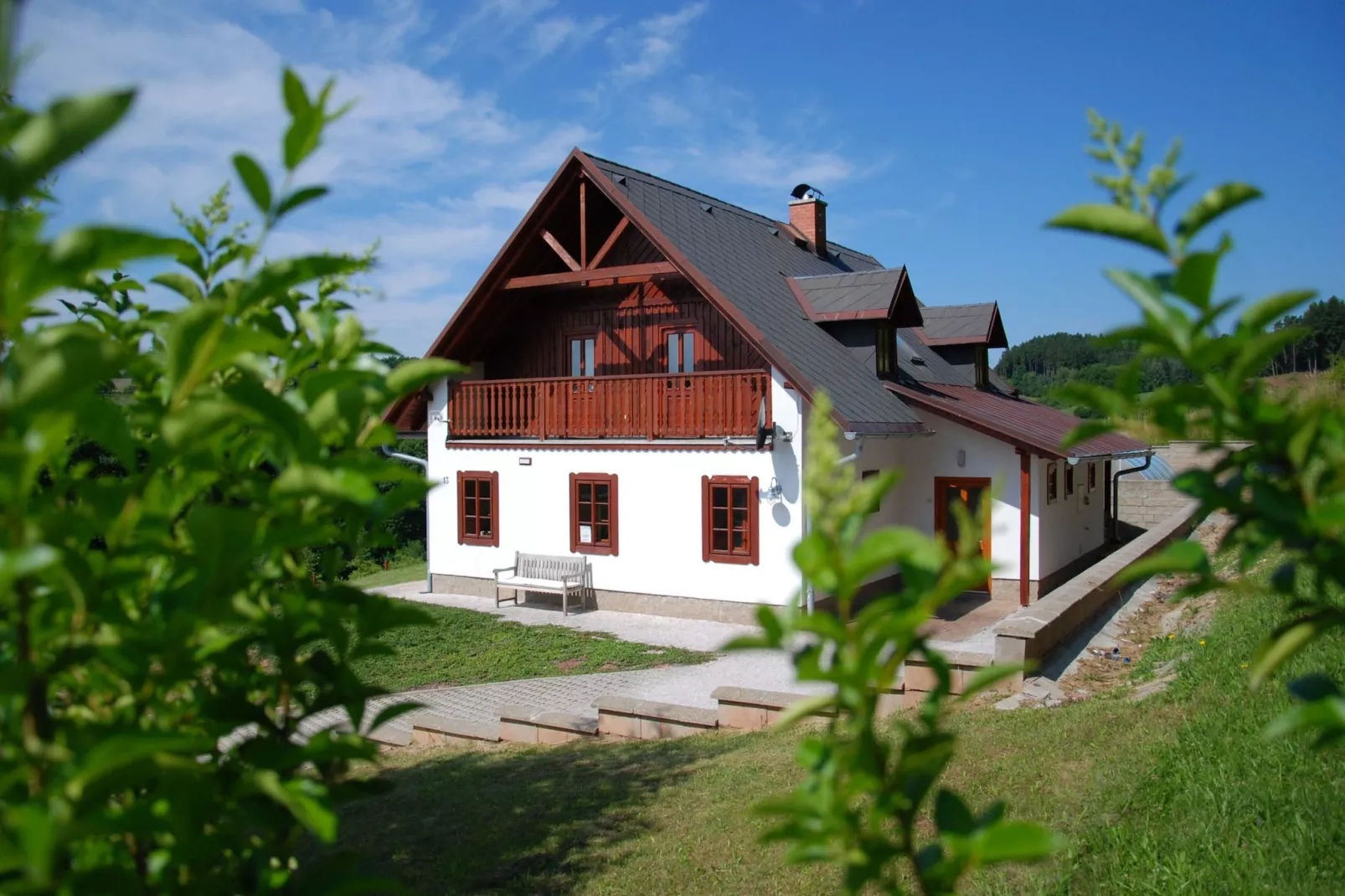 Stupna KSF095-Außenbereich