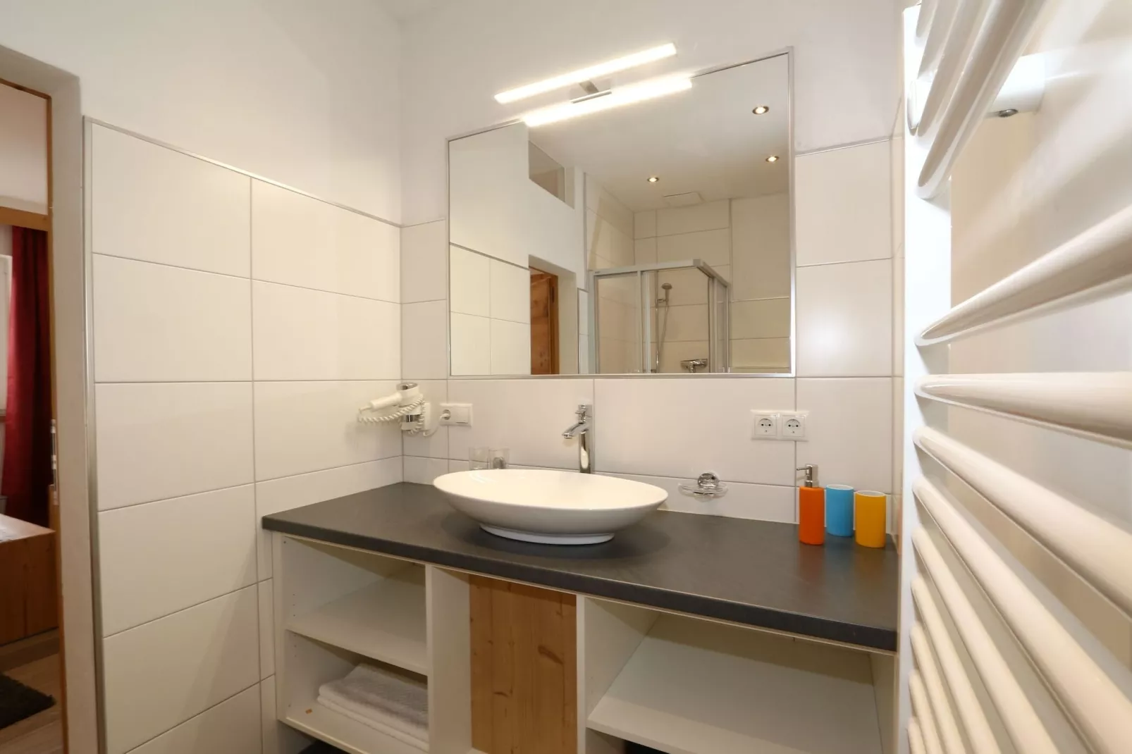 Zirbenstube-Bathroom