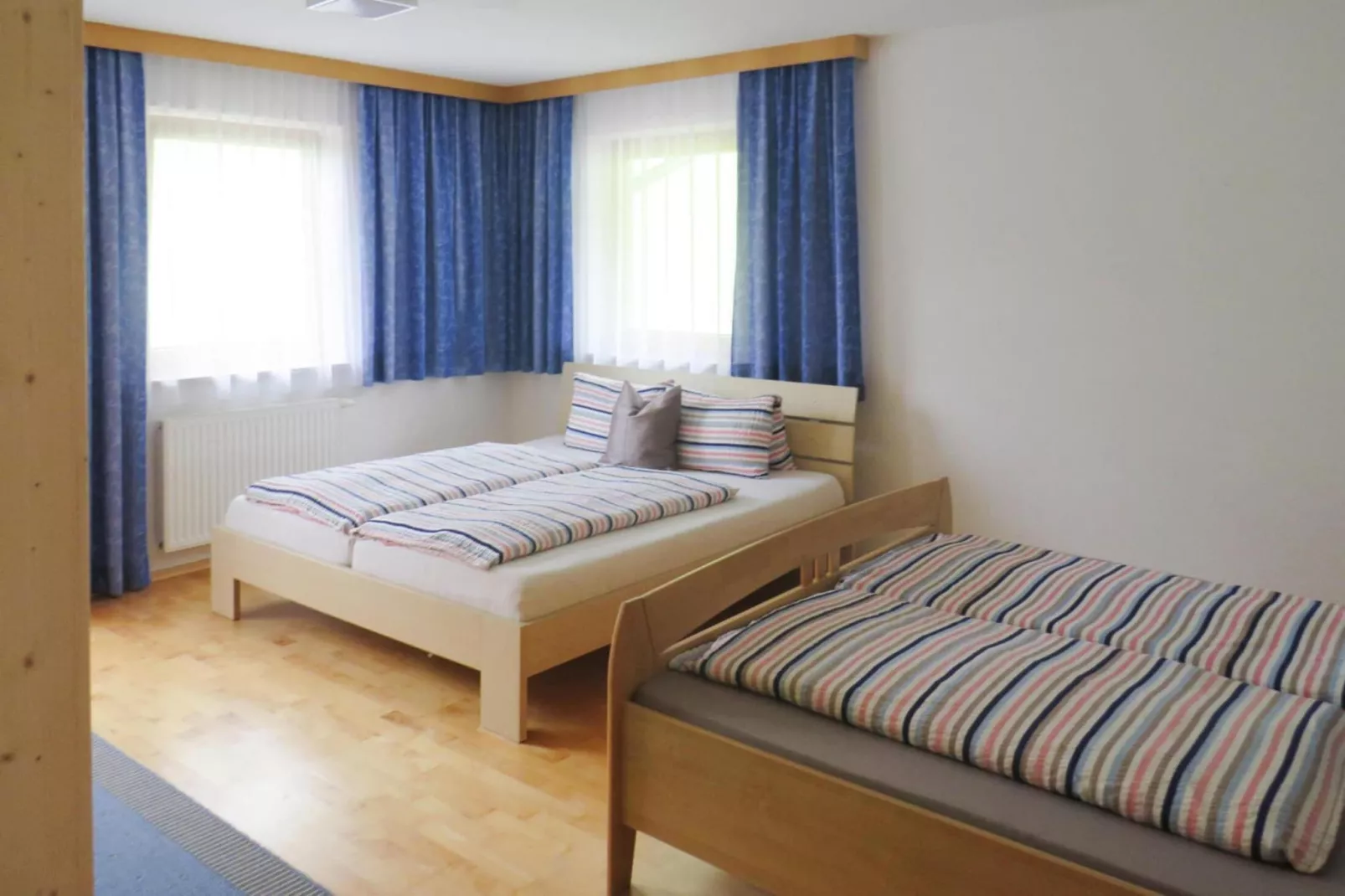 Haus Emberger Fügen-Belegung 6 Personen-Bedroom