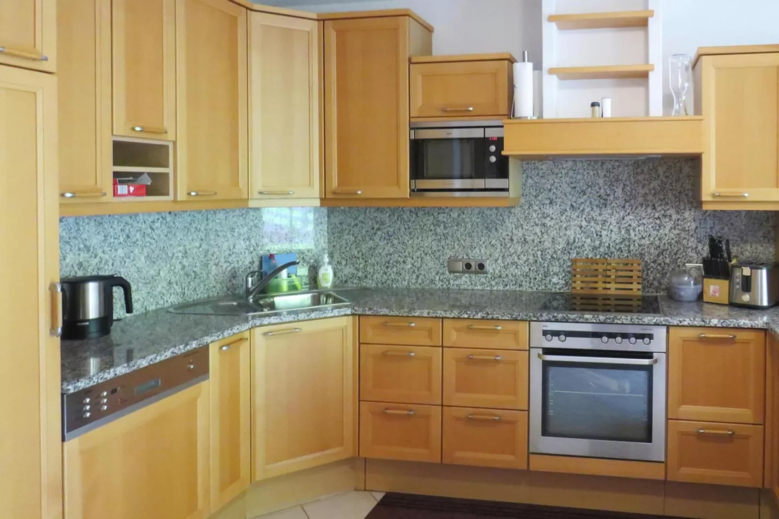 Haus Emberger Fügen - Belegung 12 Personen-Kitchen