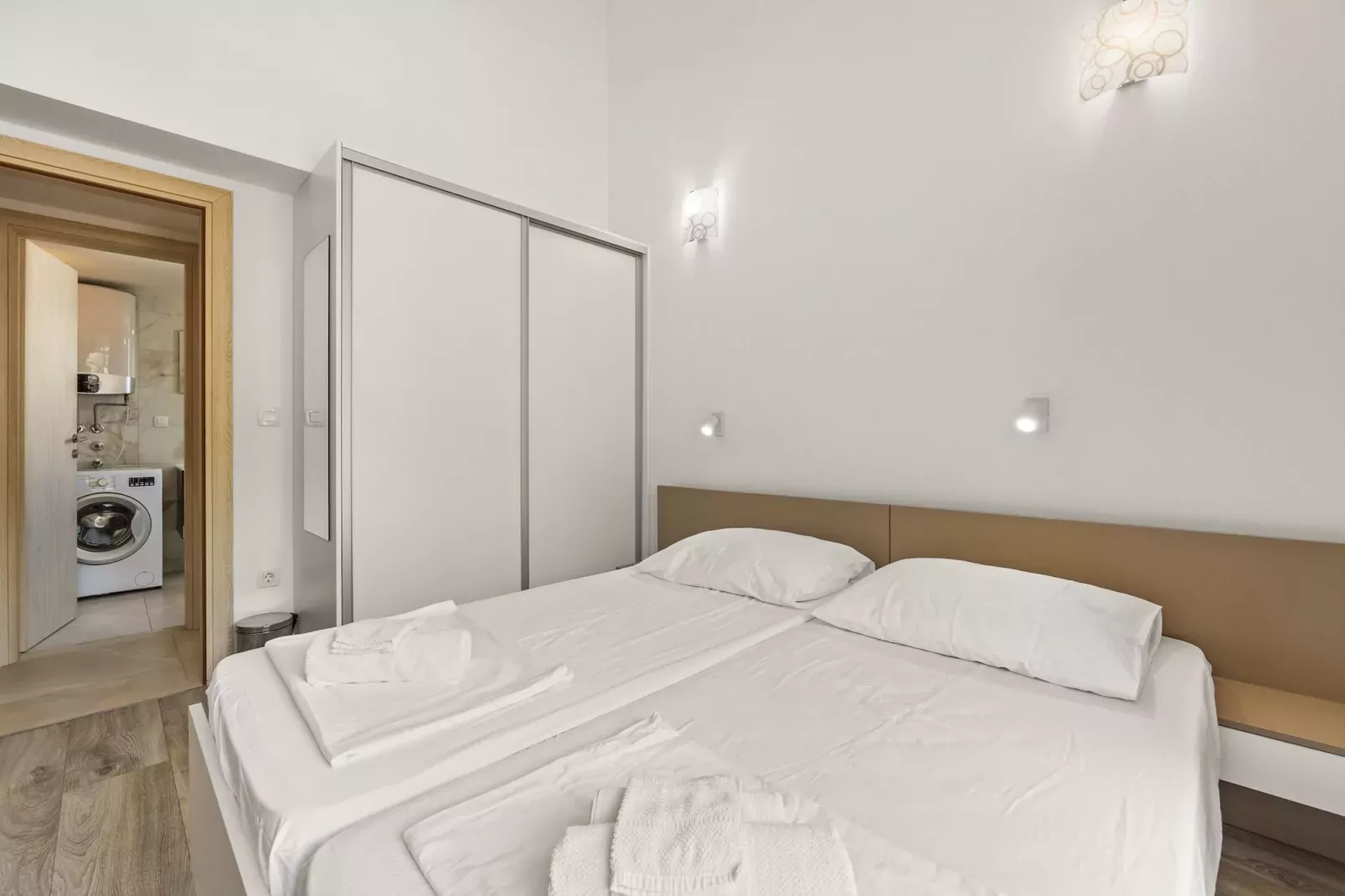 Apartment Paula with Sea View-Schlafzimmer