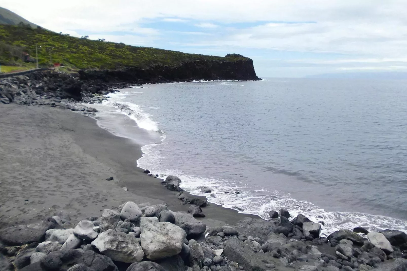 Ferienhäuser Adegas do Pico in Prainha // Adega T2 70-90m2 / sea
