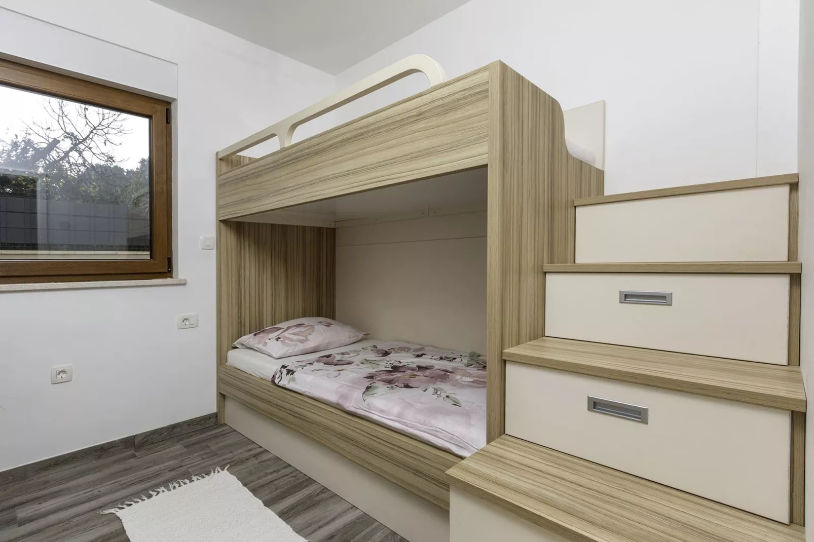 Apartment Volme - Private Pool and Sea View-Schlafzimmer