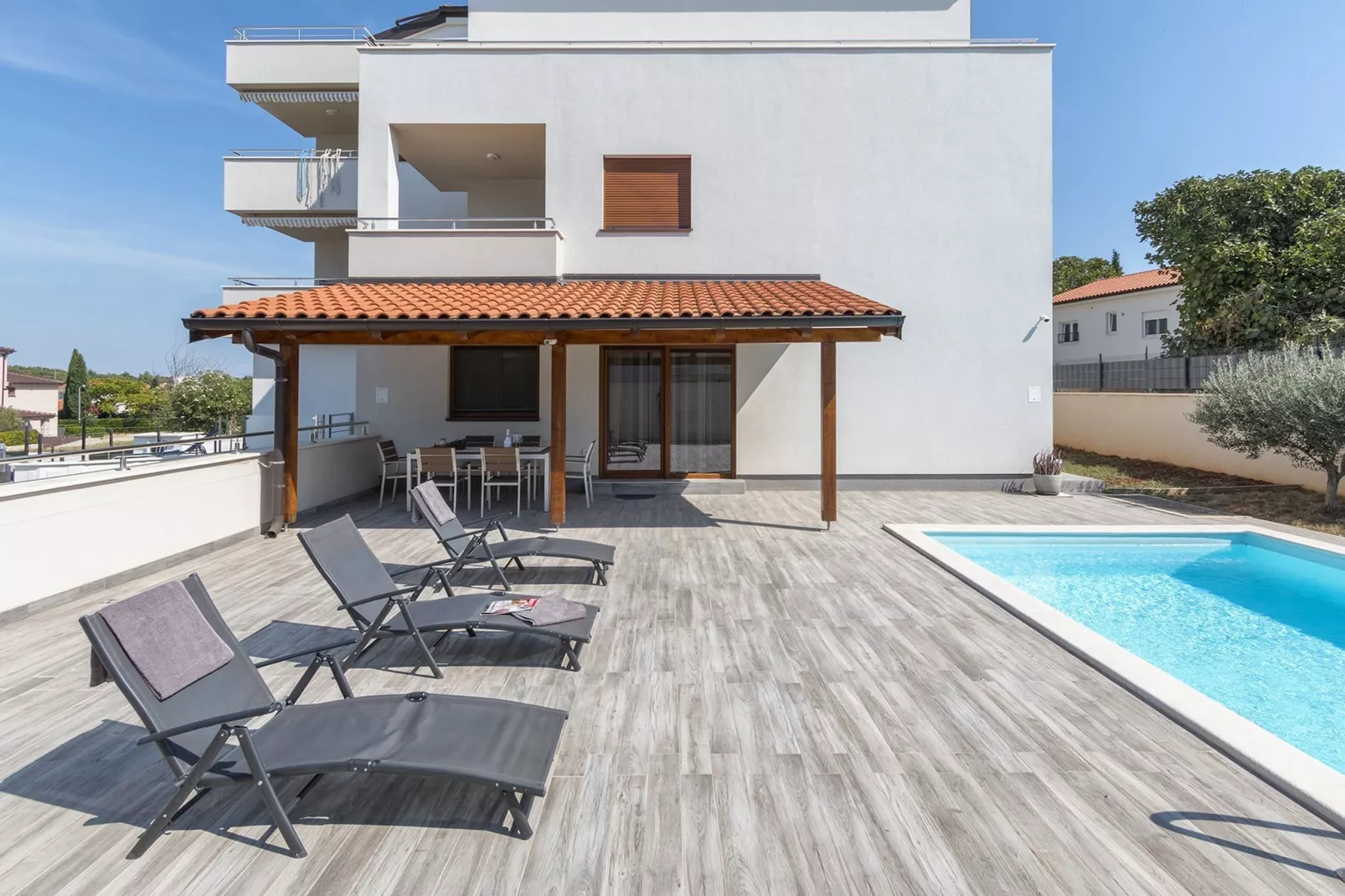 Apartment Volme - Private Pool and Sea View-Außenbereich