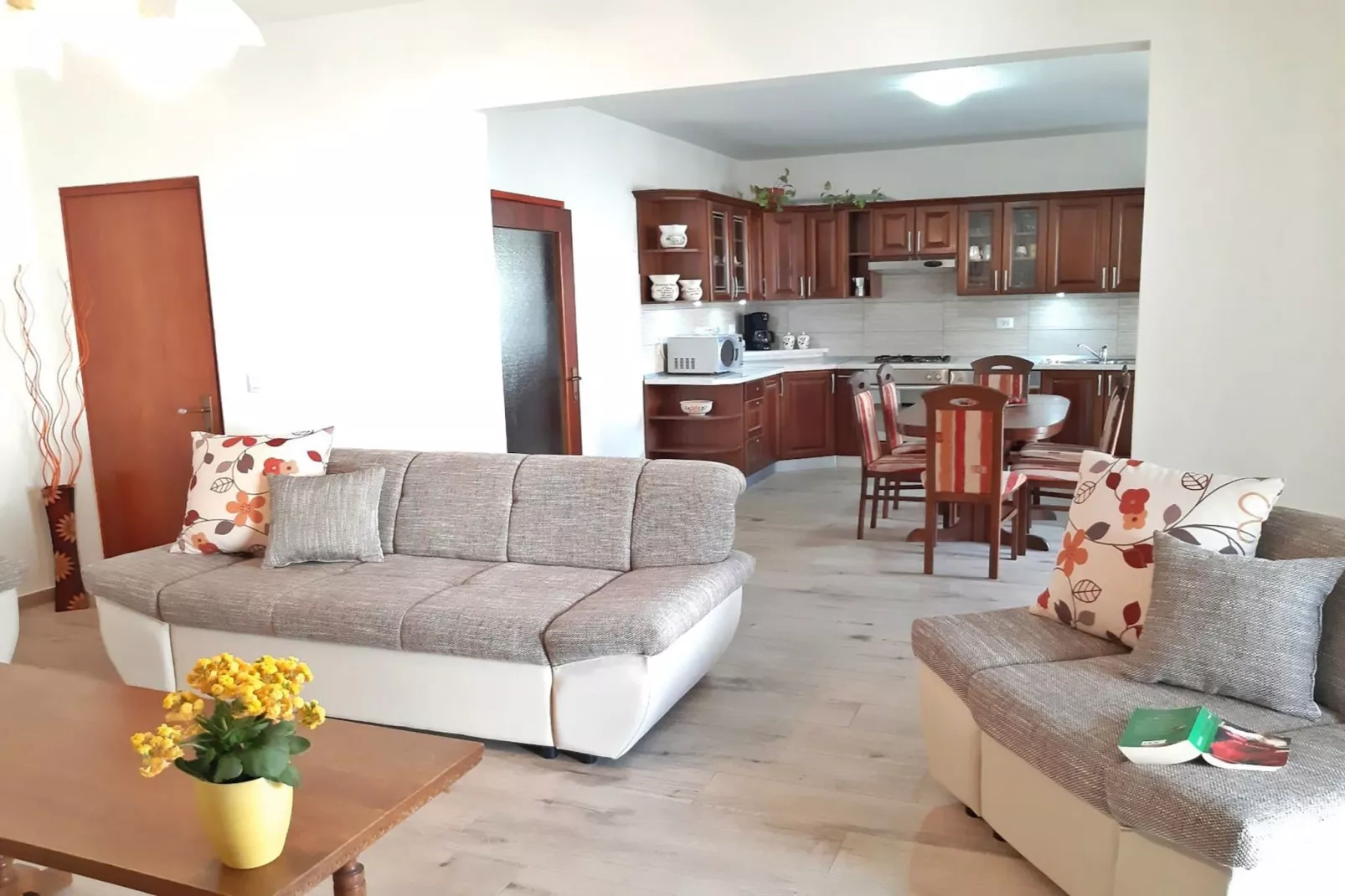 Tina & Denis - Apt Tina with Terrace and Garden-Living room