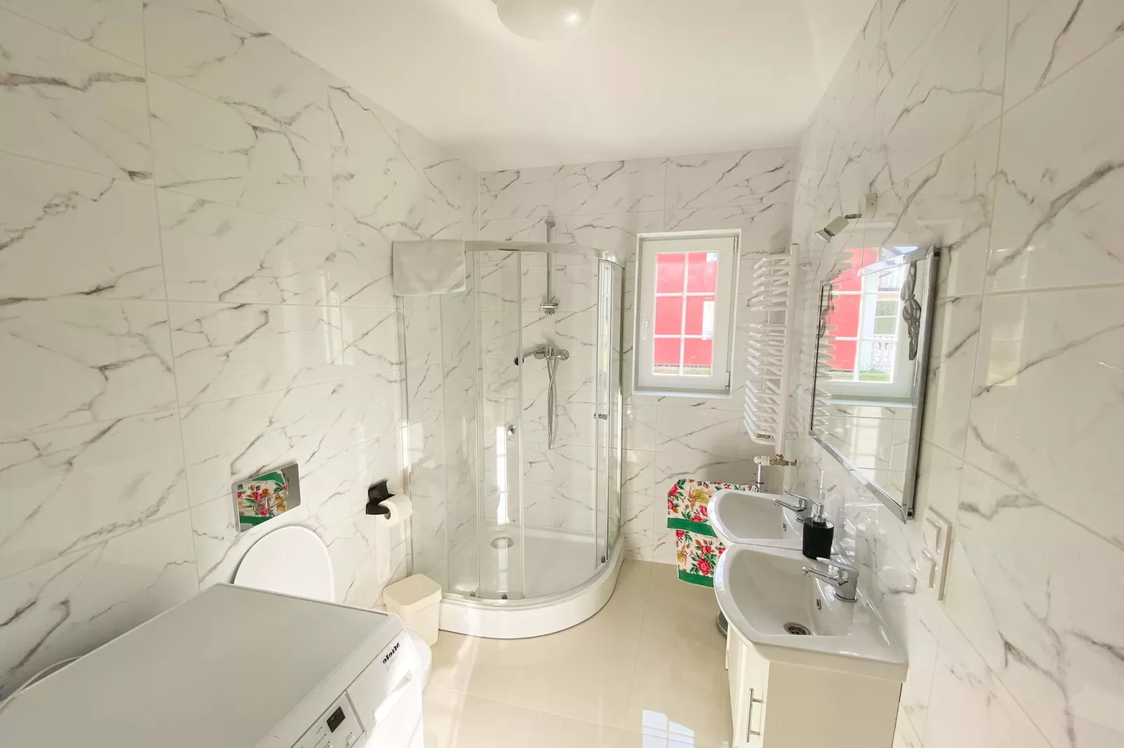 Ferienhaus Kormoran in Nowe Warpno für 10 Personen LUK-Badezimmer