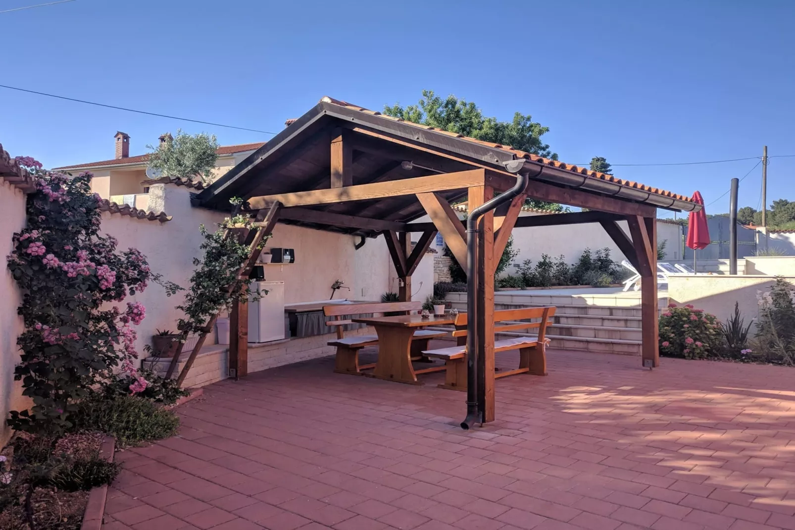Holiday Home Sabina - Private Pool, BBQ Area-Terrace balcony