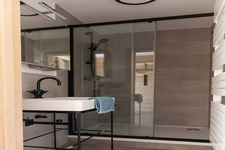 Happiness-Bathroom