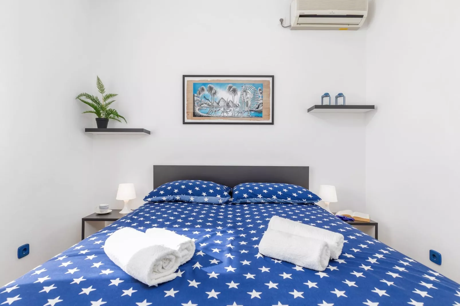 Sabi Relax Zone Apartment - Private Pool & Jacuzzi-Bedroom