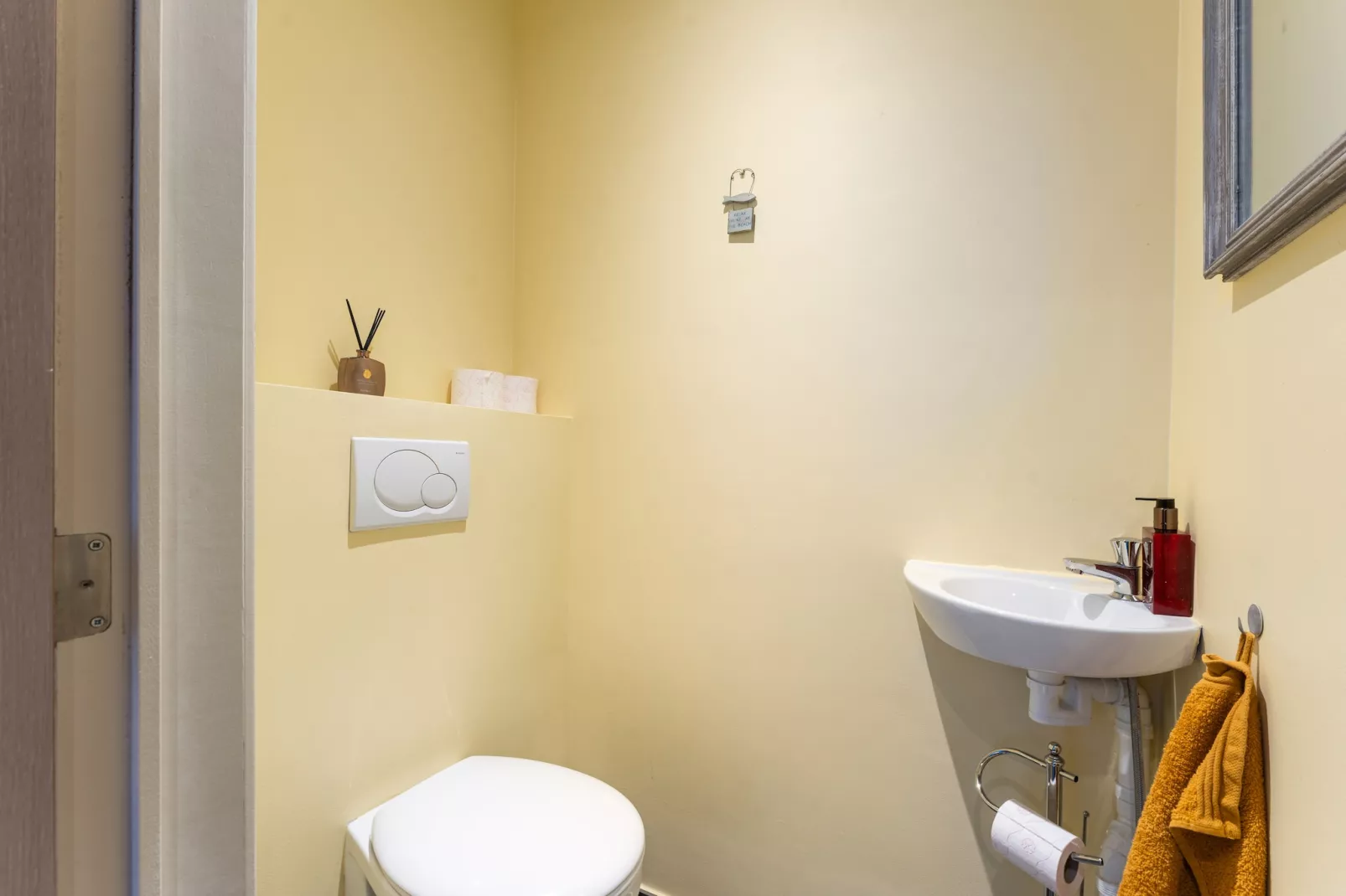 COSTANZA - 0301-Bathroom