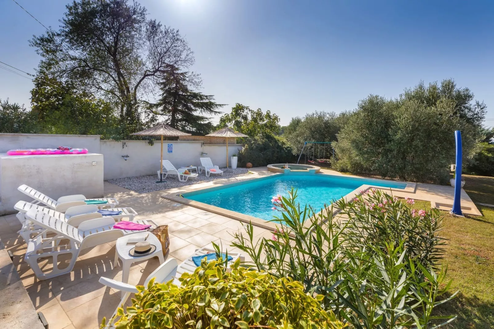 Sabi Relax Zone Apartment - Private Pool & Jacuzzi-Pool