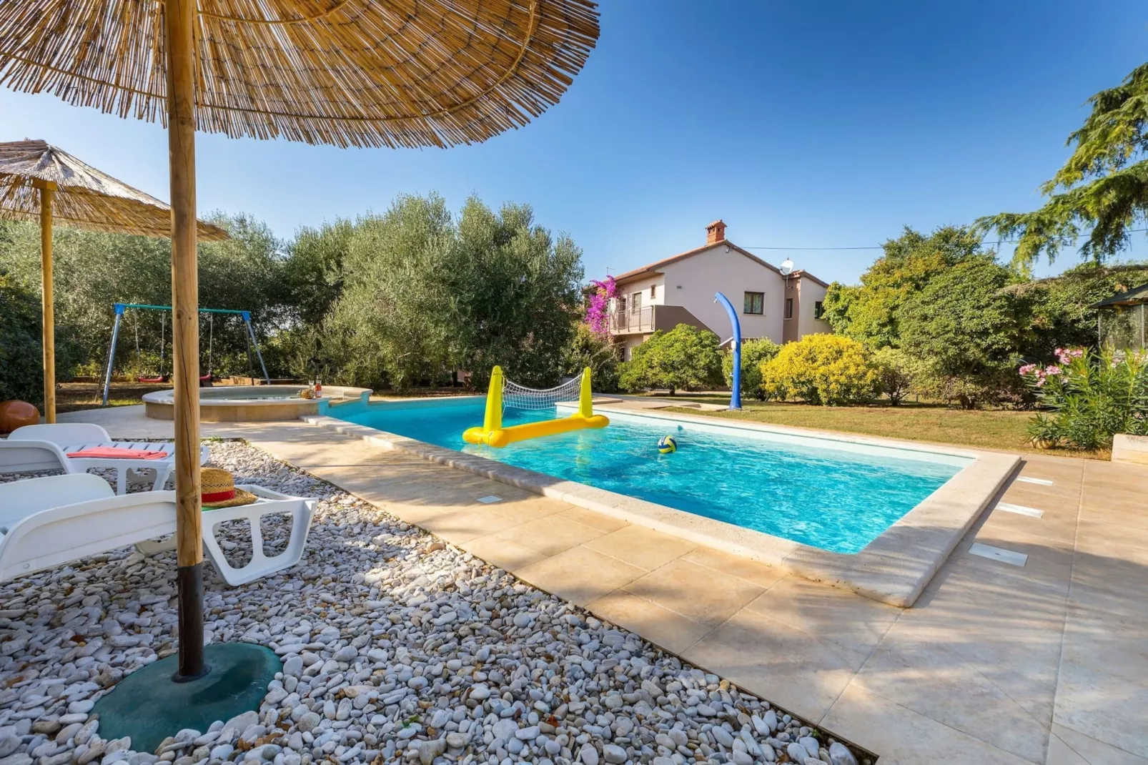 Sabi Relax Zone Apartment - Private Pool & Jacuzzi-Pool