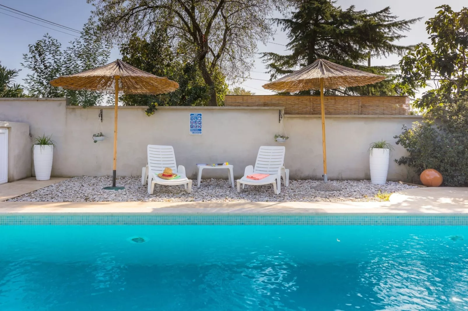 Sabi Relax Zone Apartment - Private Pool & Jacuzzi-Pool