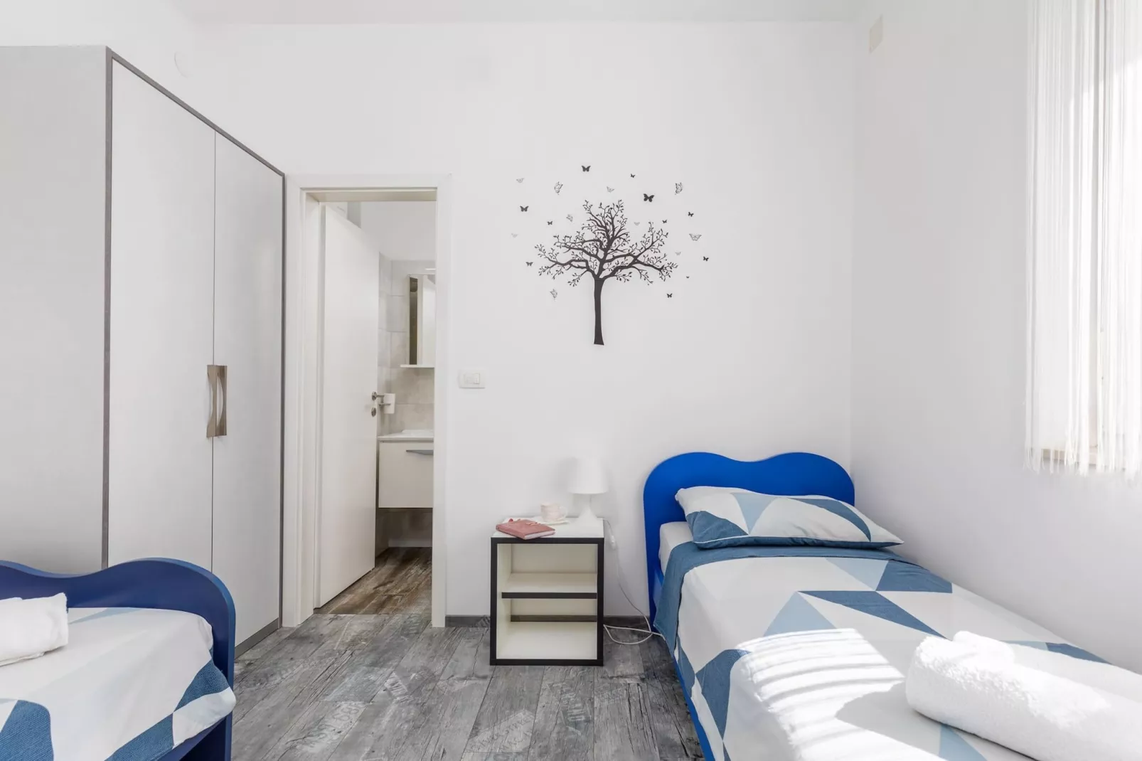 Sabi Relax Zone Apartment - Private Pool & Jacuzzi-Bedroom