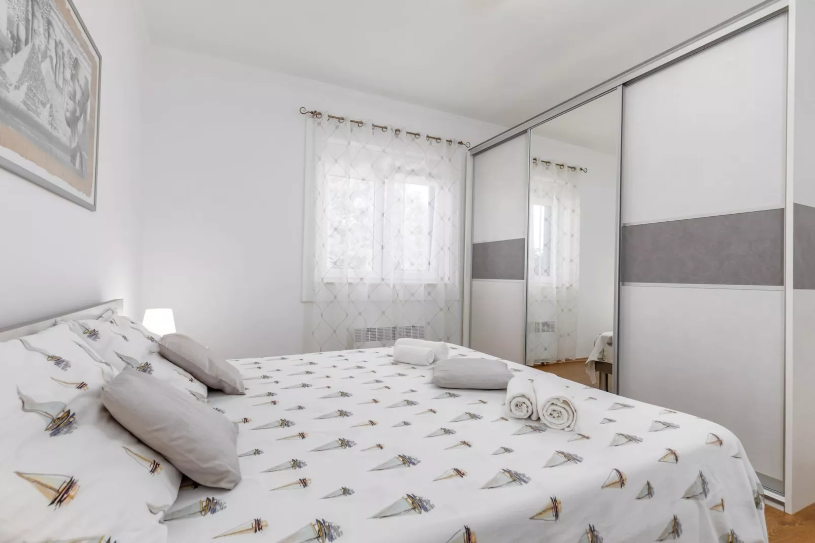 Sabi Relax Zone Apartment - Private Pool & Jacuzzi-Bedroom