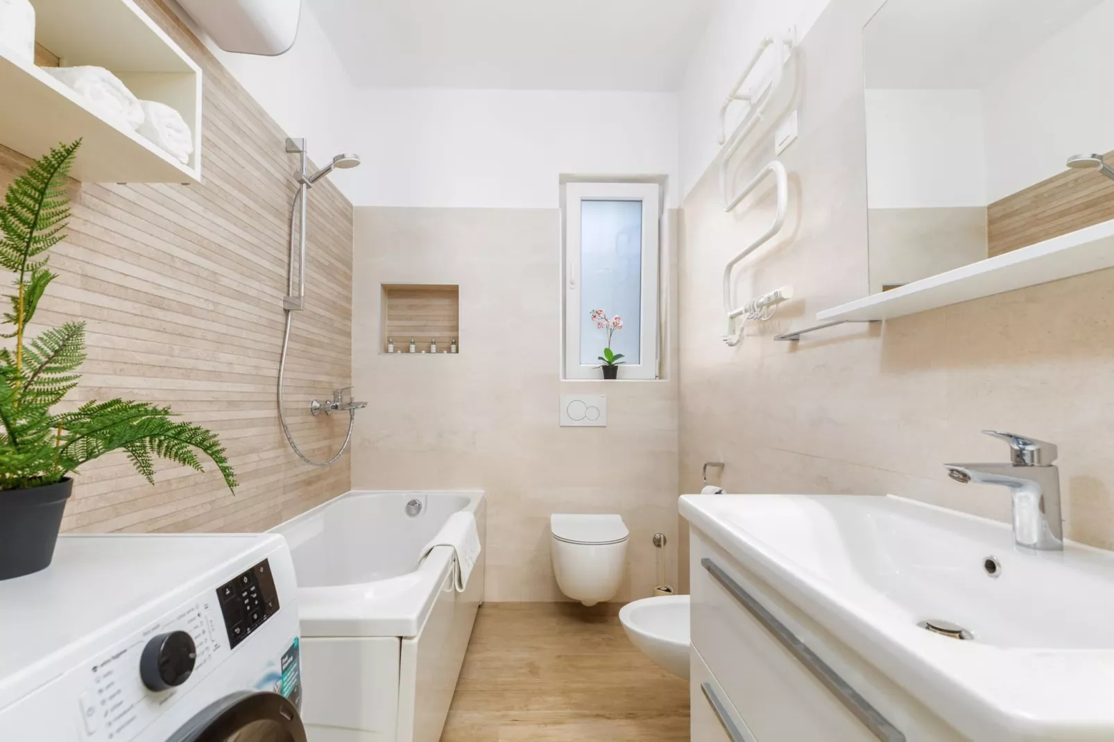 Sabi Relax Zone Apartment - Private Pool & Jacuzzi-Bathroom