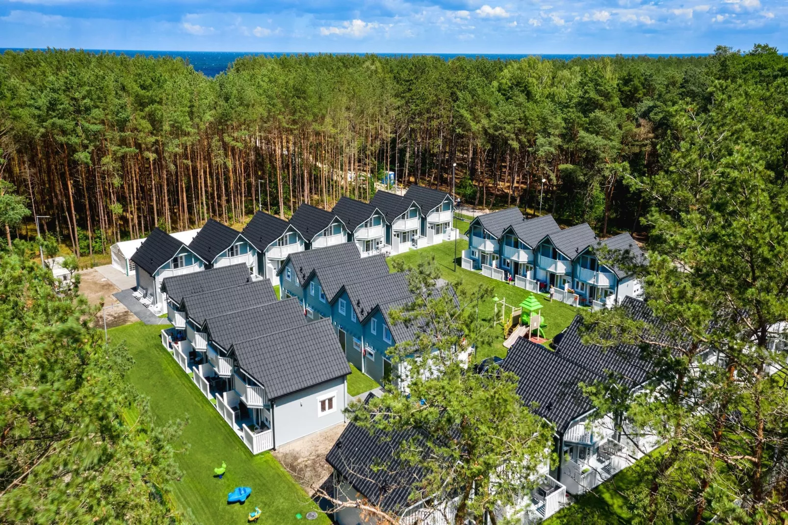 Diune Resort at the seashore in Miedzywodzie for 7 persons NIEW