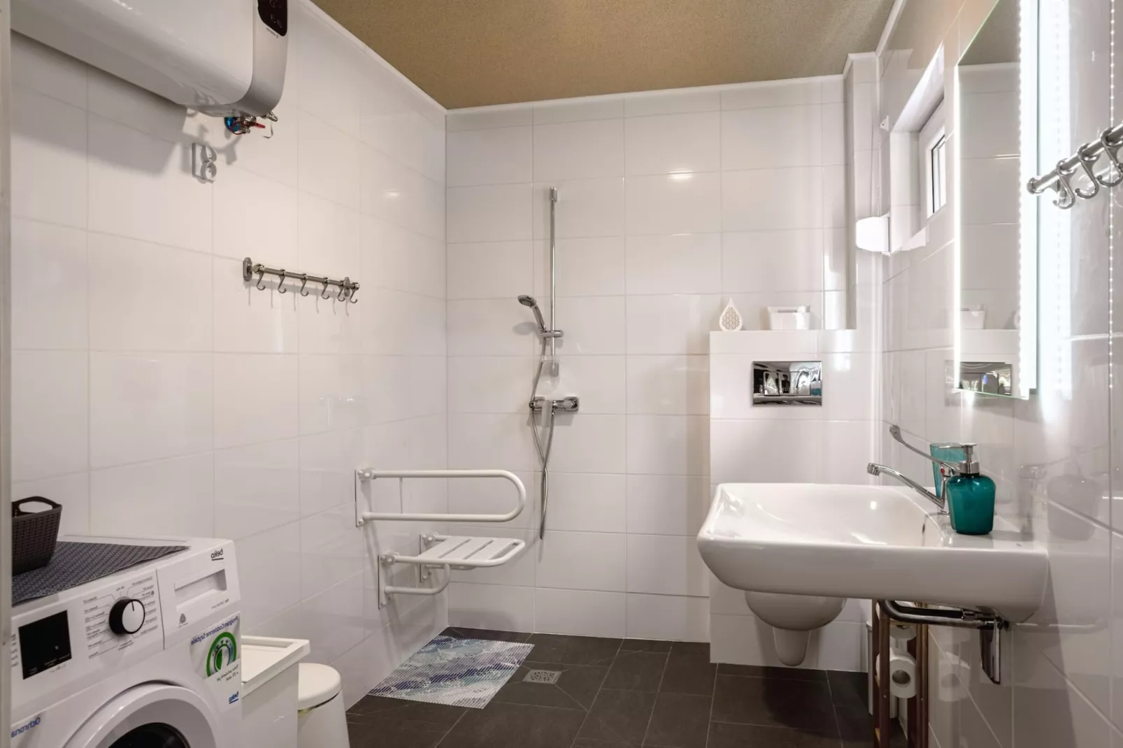 Diune Resort at the seashore in Miedzywodzie for 7 persons NIEW-Bathroom