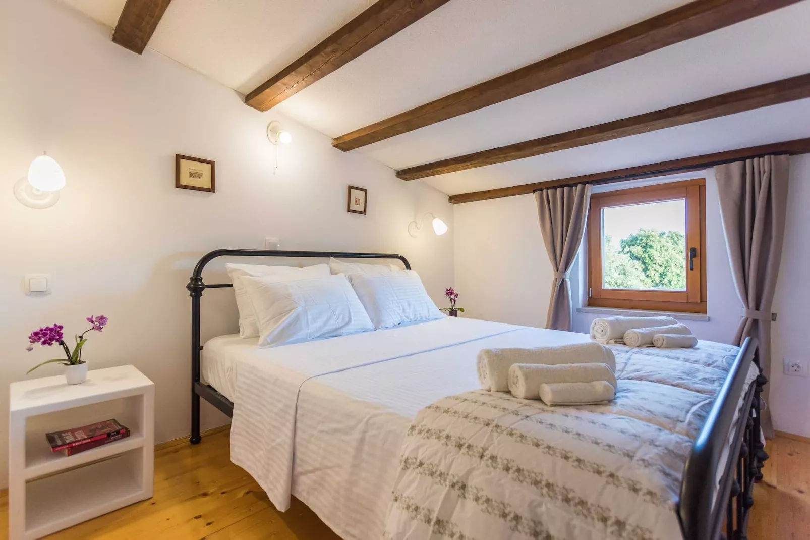 Casa Vala Romana - Big Garden, Jacuzzi, Free Bikes-Schlafzimmer