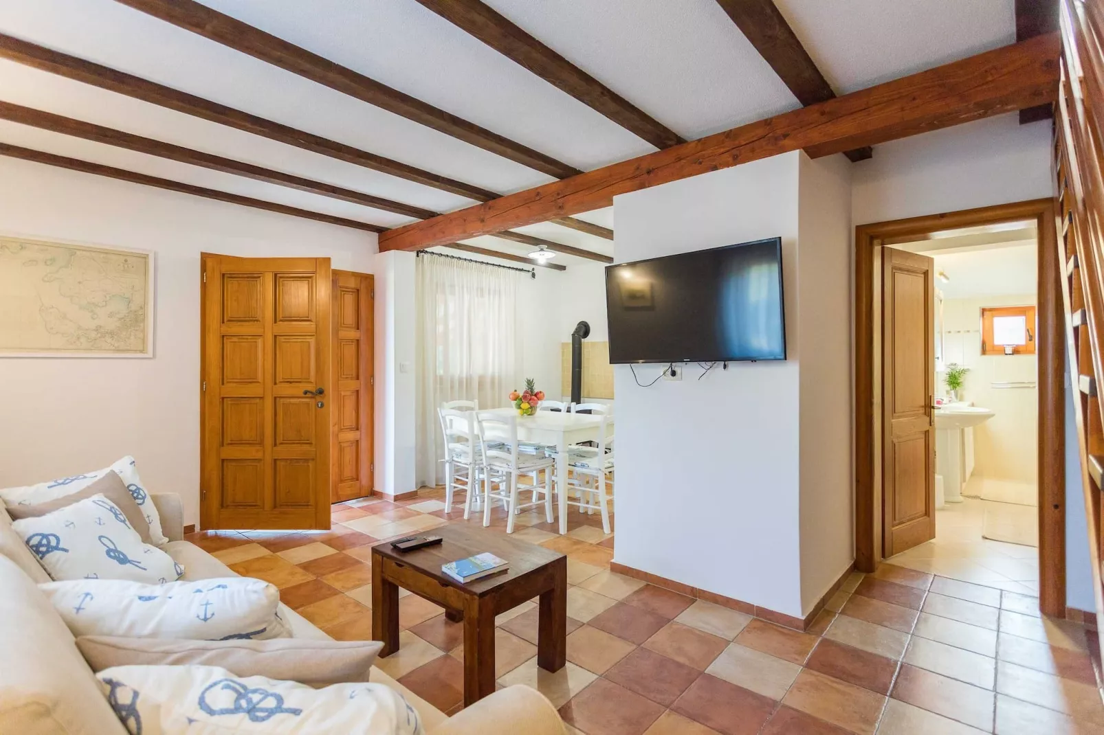 Casa Vala Romana - Big Garden, Jacuzzi, Free Bikes-Wohnzimmer