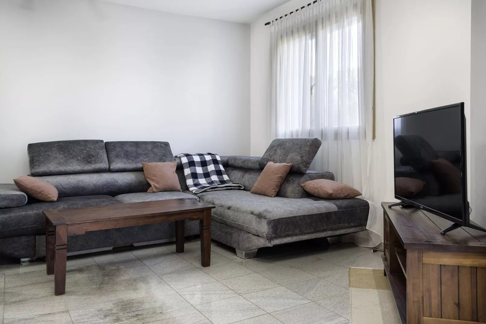 Apartment Banjole - 200 m from the Beach-Living room