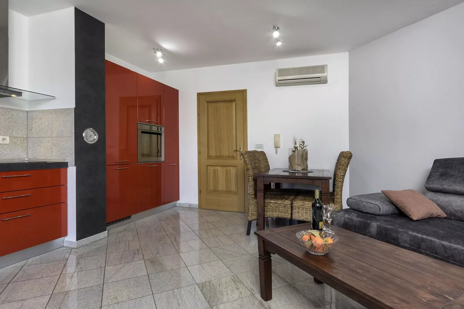 Apartment Banjole - 200 m from the Beach-Kitchen