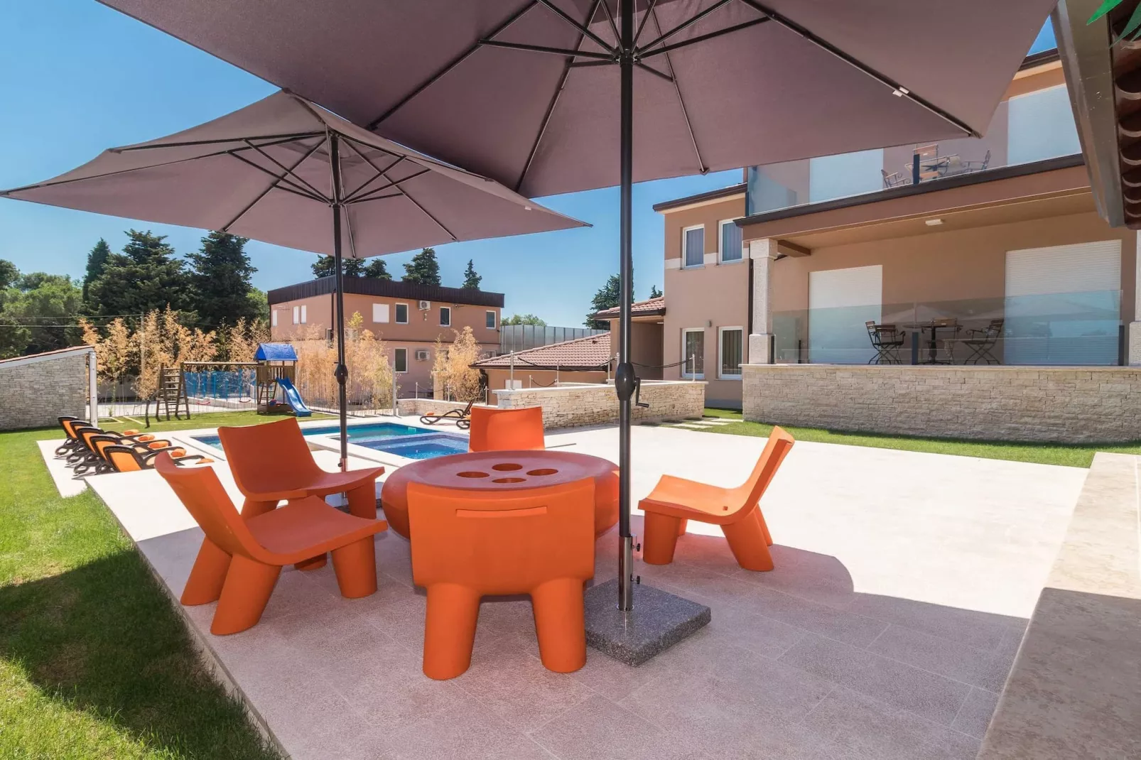 IstraKamen 16+2- Pool, Jacuzzi, Sports-Terrace balcony