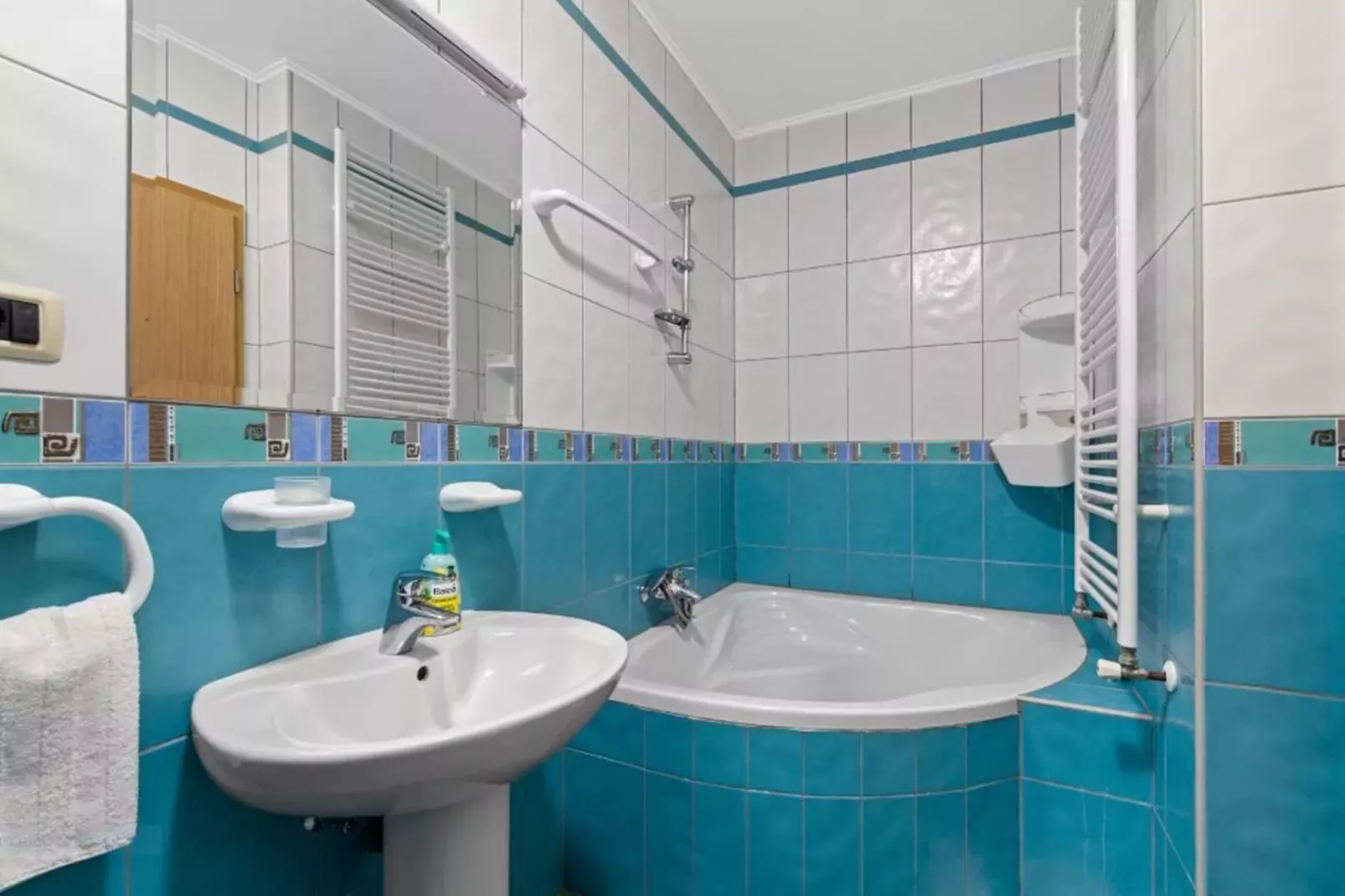 Villa Vintiana - Private Pool, Six Bedrooms-Badezimmer