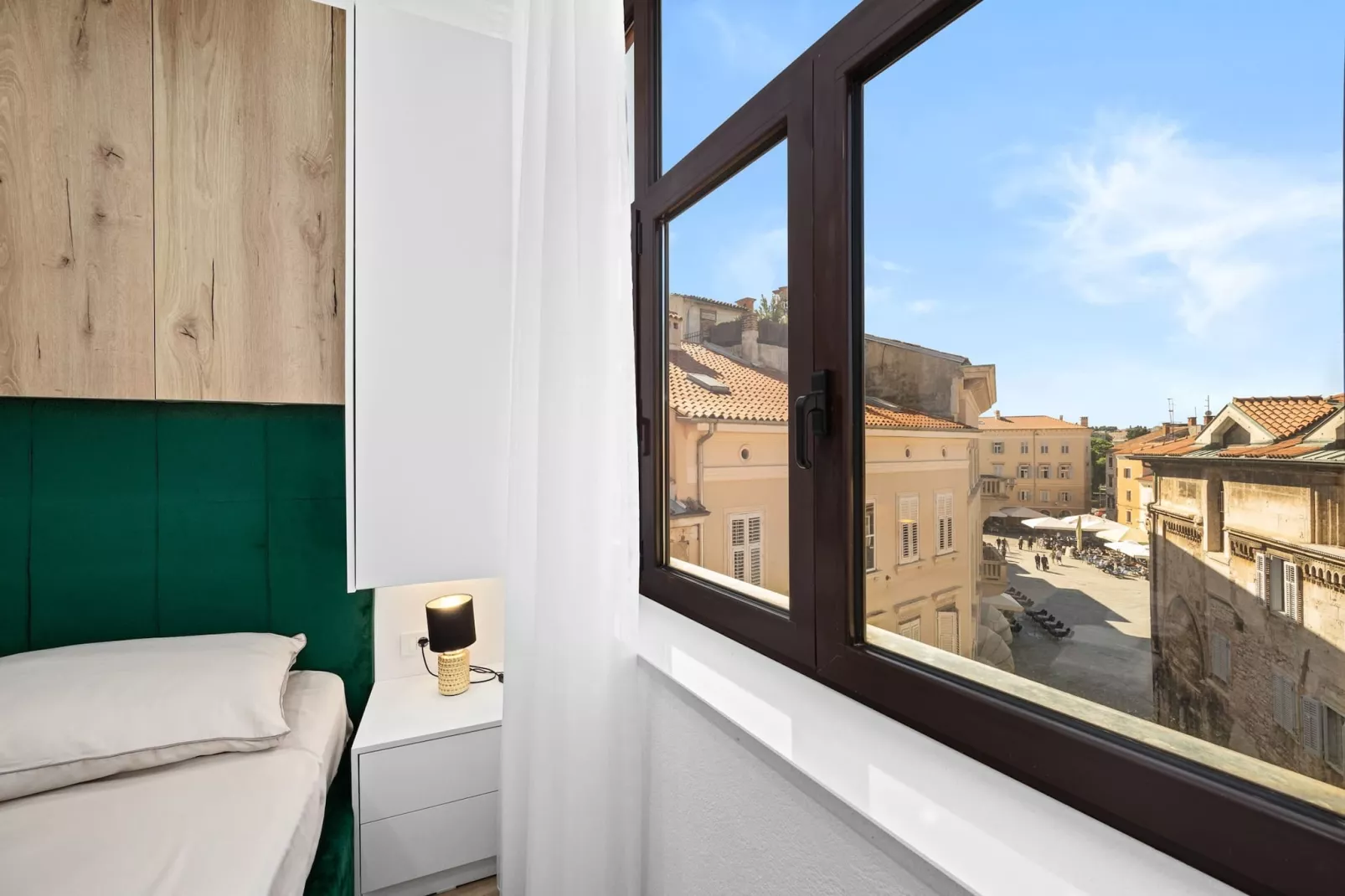 Capitolina Two Bedroom Apartment-Chambre