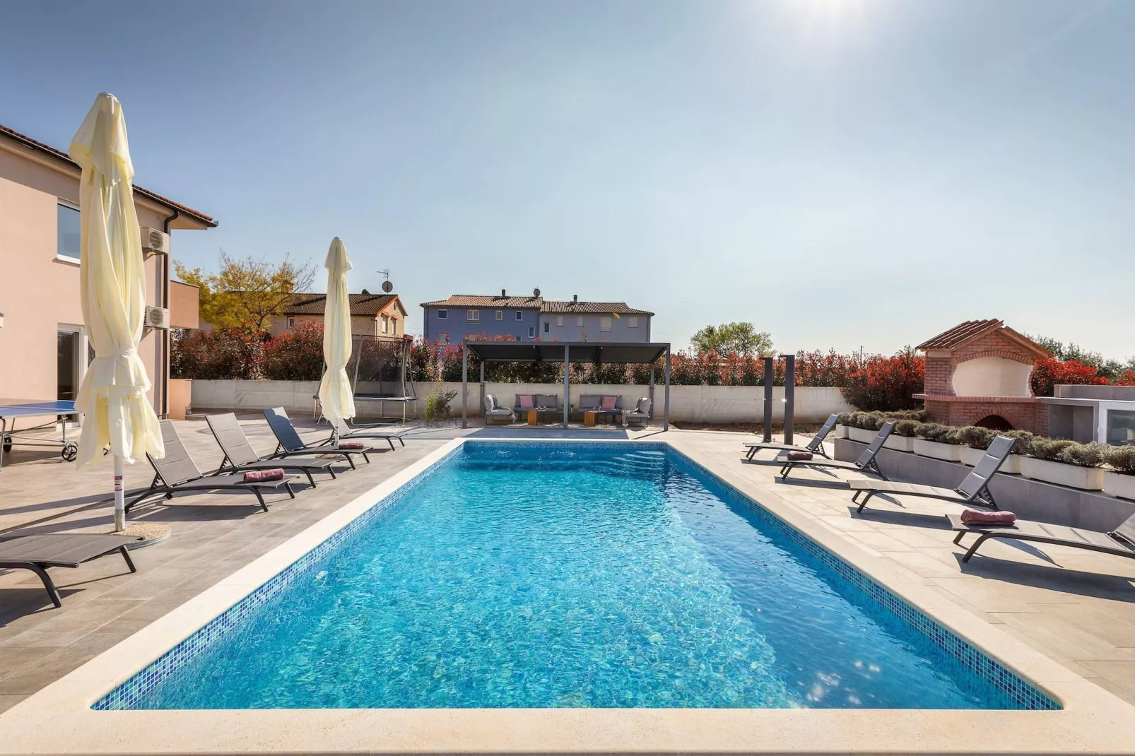 Villa Berg II - Pool, Game Room, Trampoline-Pool