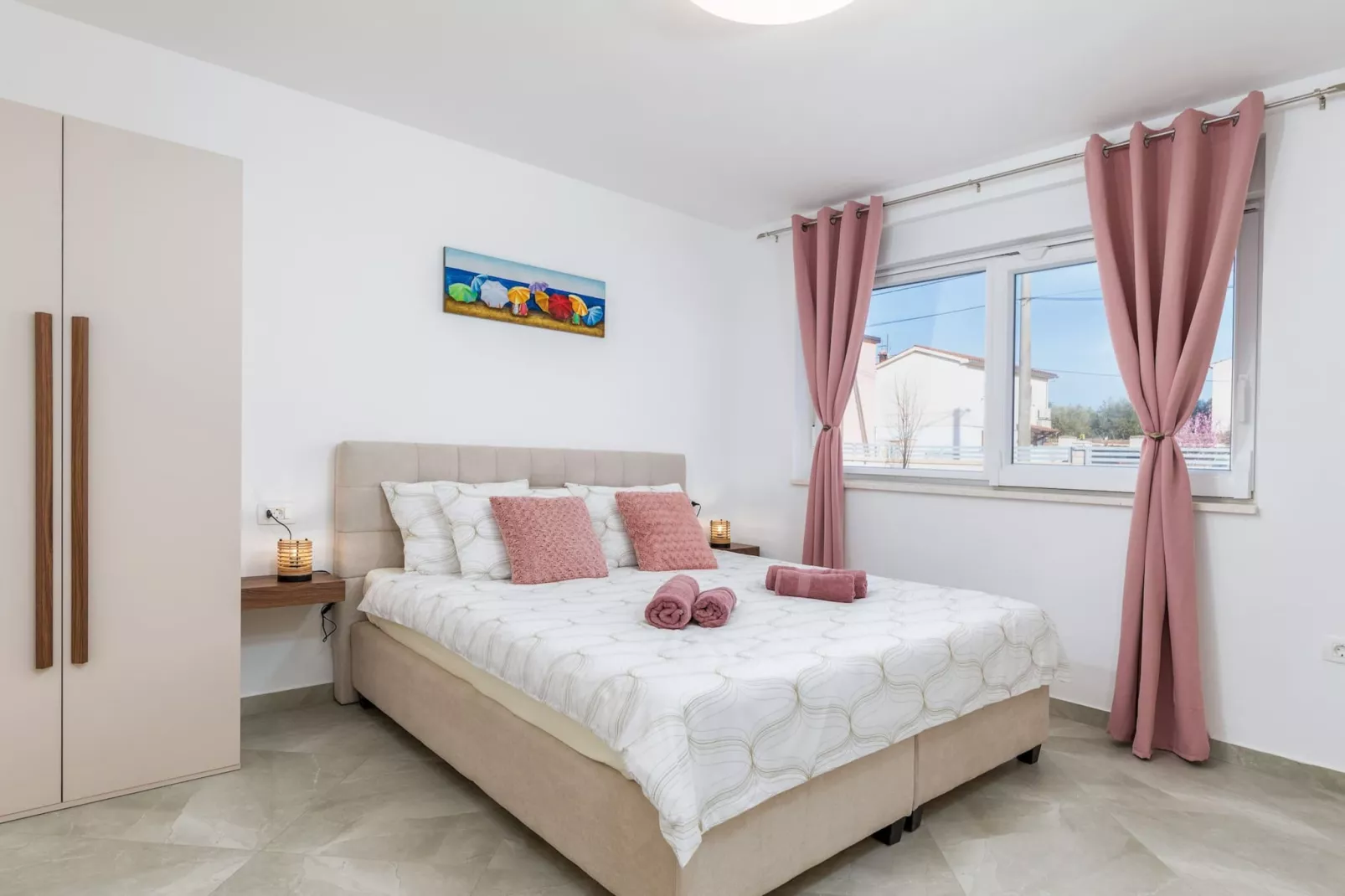 Villa Berg II - Pool, Game Room, Trampoline-Bedroom