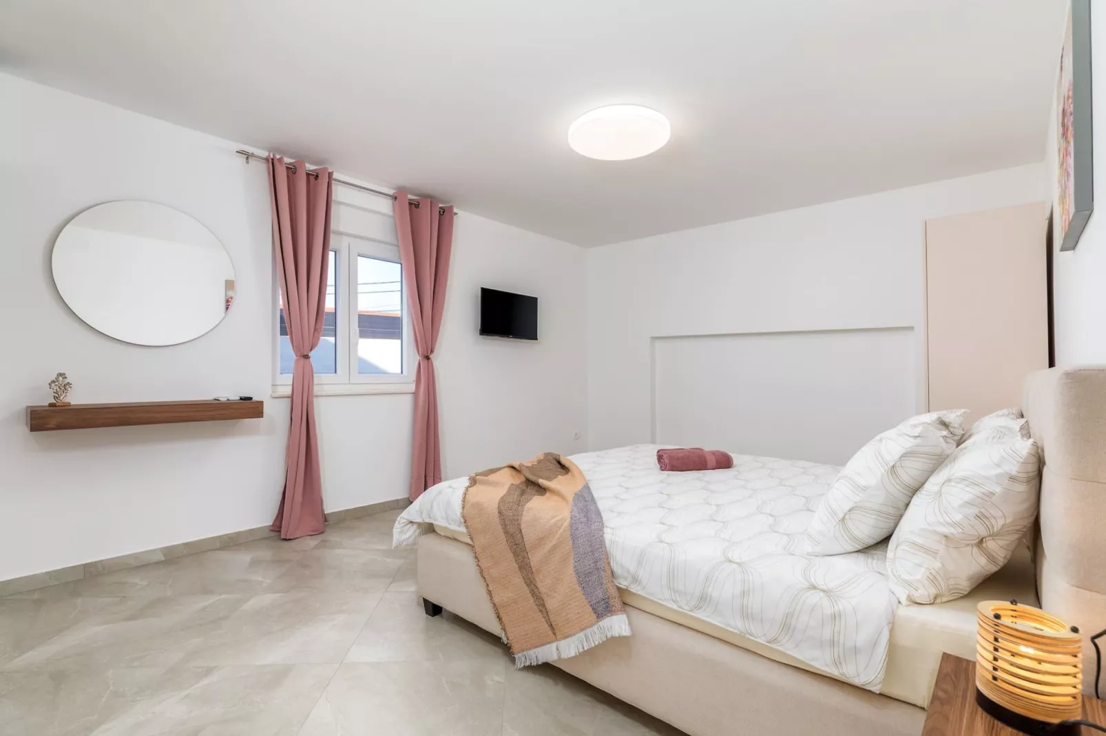 Villa Berg II - Pool, Game Room, Trampoline-Bedroom