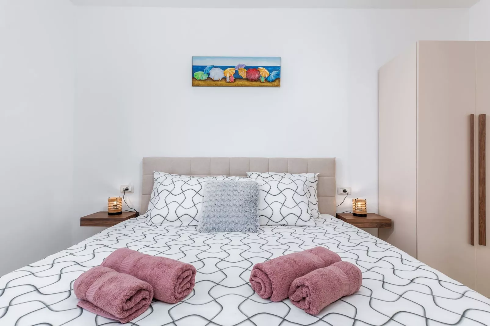 Villa Berg II - Pool, Game Room, Trampoline-Bedroom