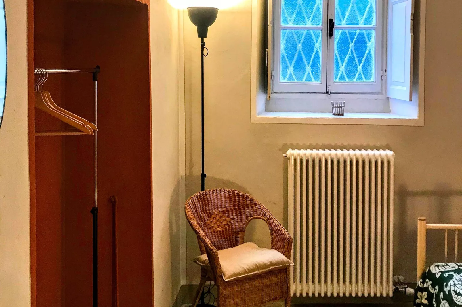 Ai Rronchi - piccolo appartamento con giardino a Cannero-Bedroom