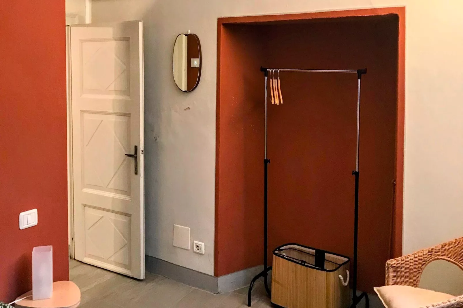 Ai Rronchi - piccolo appartamento con giardino a Cannero-Bedroom