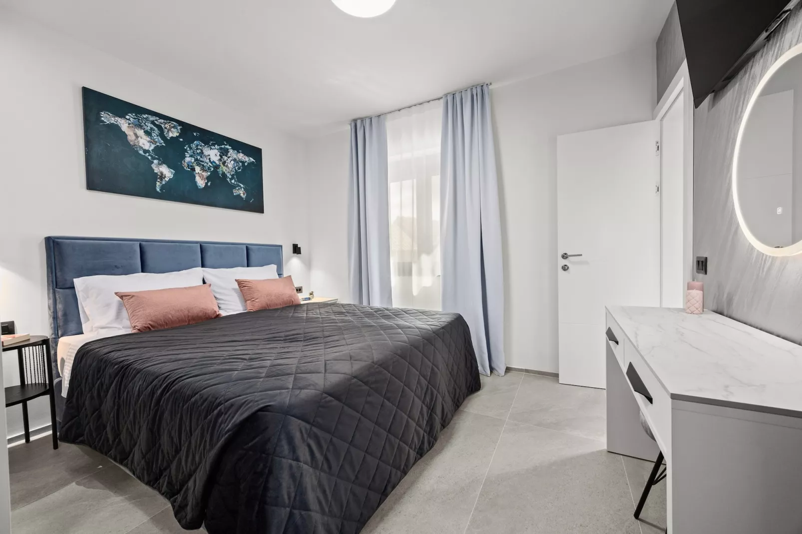 Villa Polaris - Luxurious Vacation Oasis-Schlafzimmer