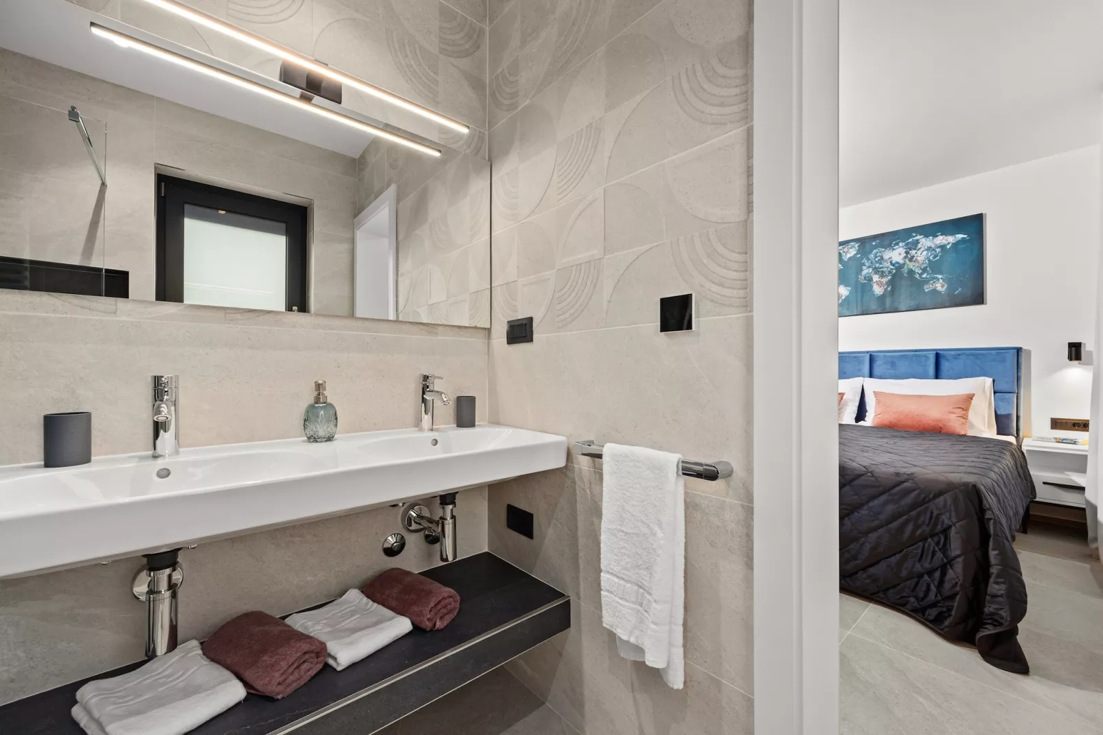 Villa Polaris - Luxurious Vacation Oasis-Badezimmer