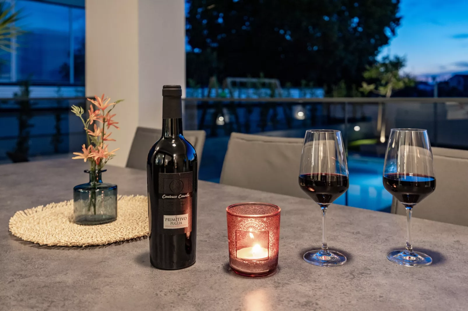 Villa Polaris - Luxurious Vacation Oasis-Terrasse