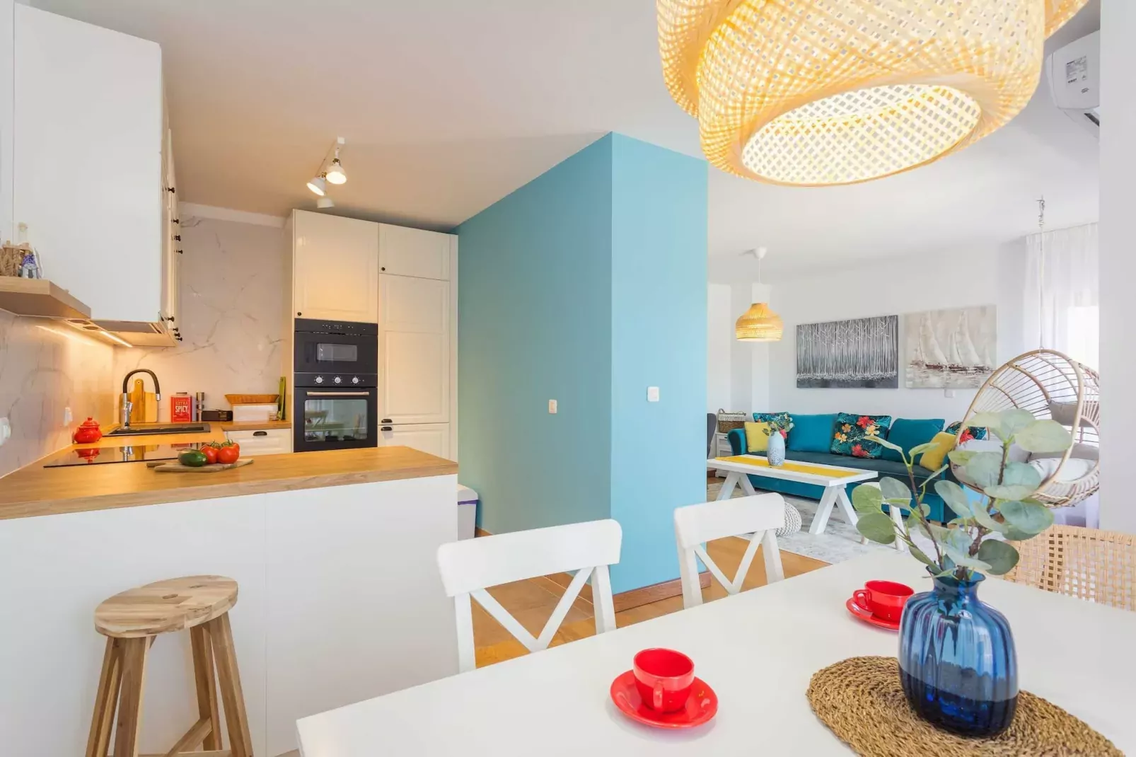 Cesare 1 - Modern Apartment with Shared Pool-Kitchen