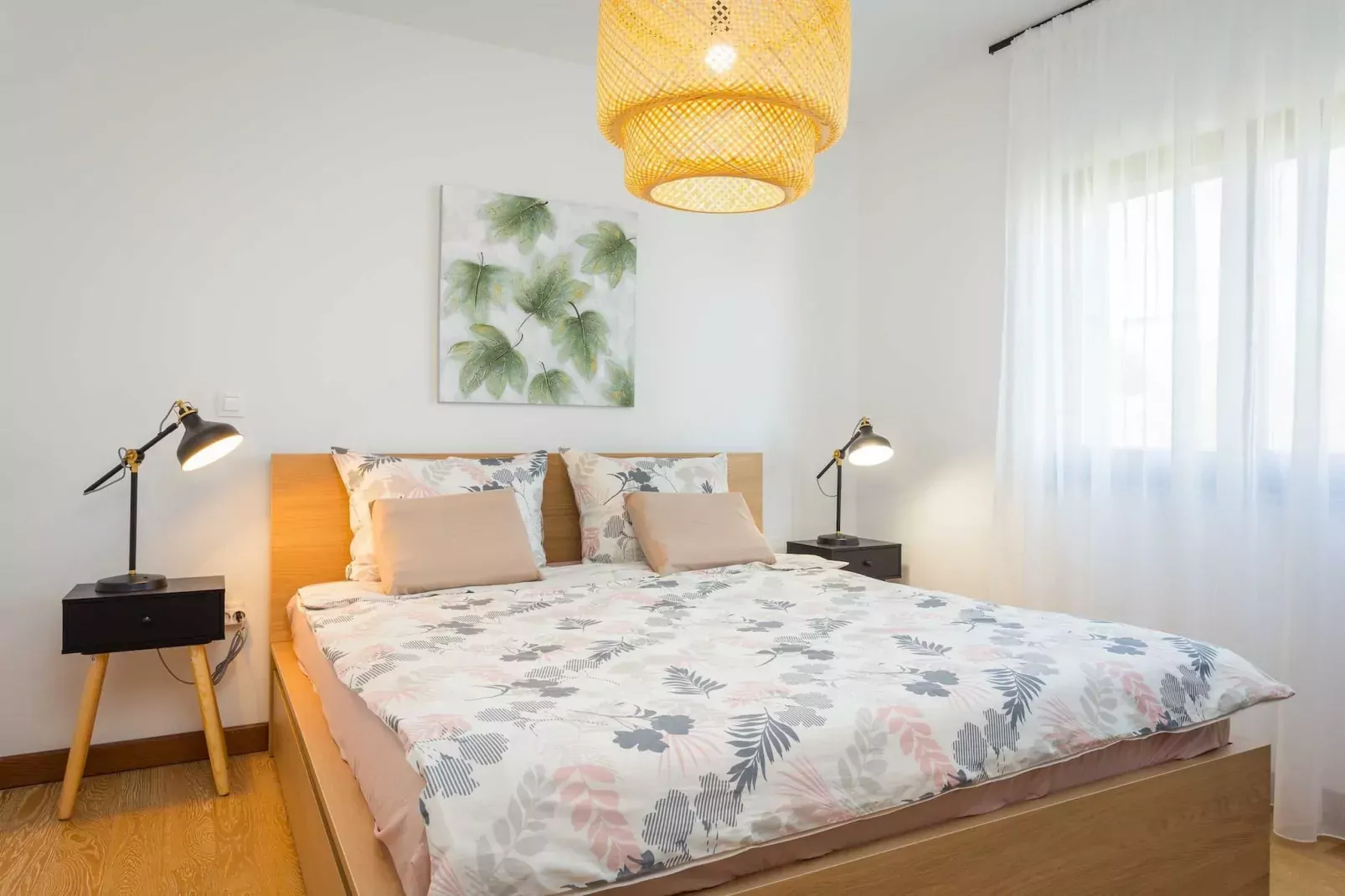 Cesare 3 - Modern Apartment with Shared Pool-Bedroom