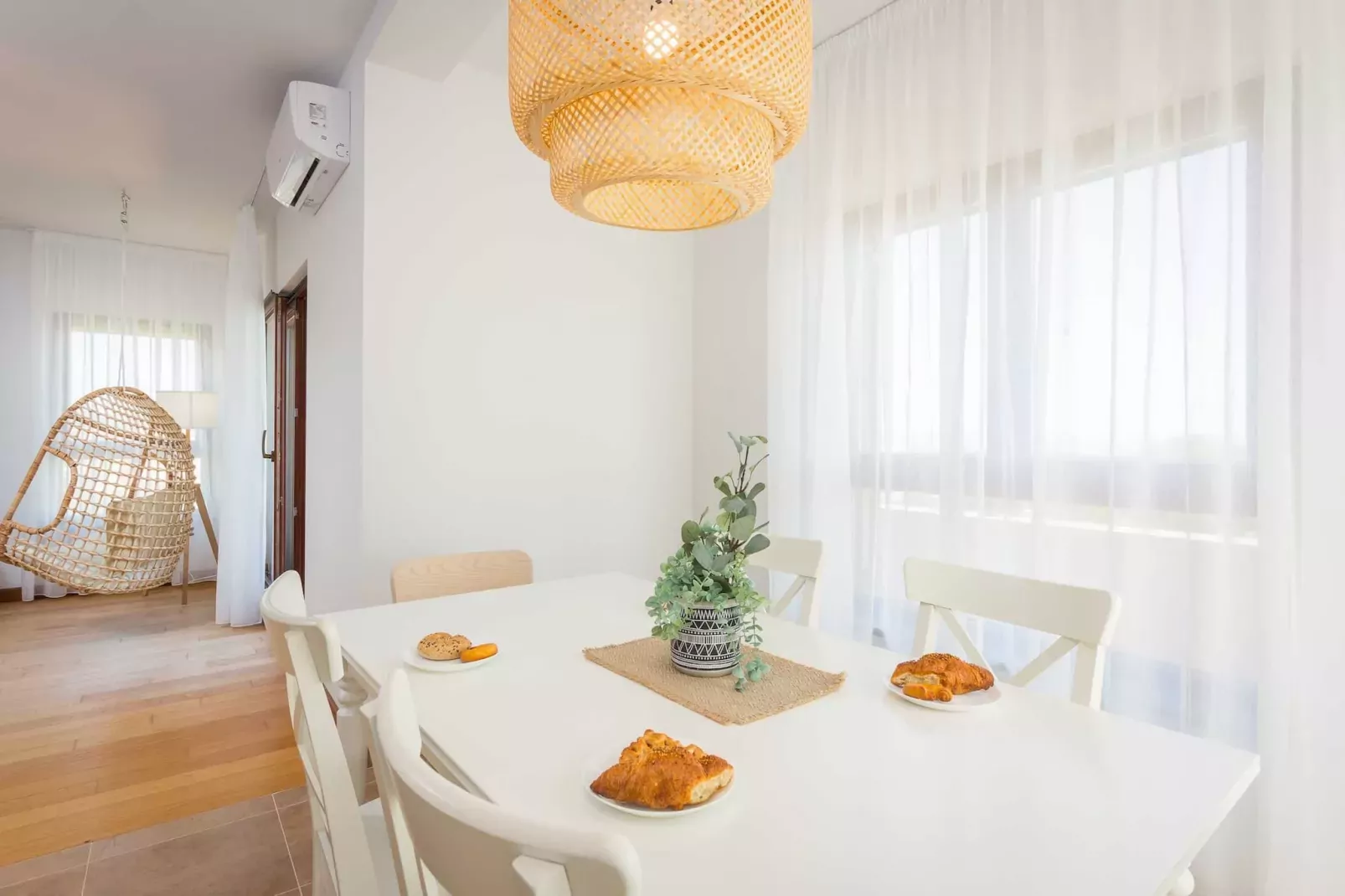Cesare 5-Modern Apartment with Shared Pool-Kitchen