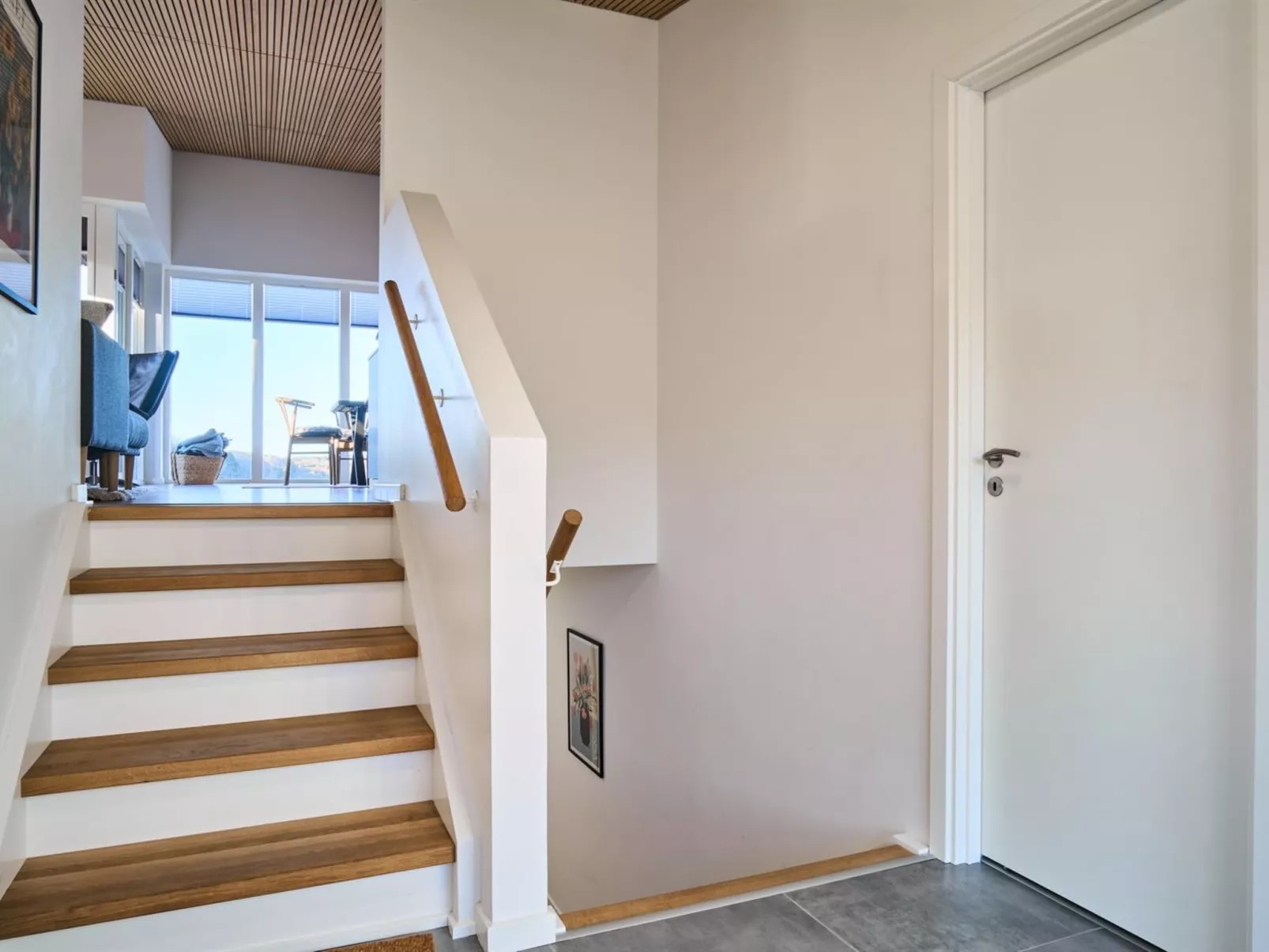 "Sasser" - 450m from the sea-Drinnen