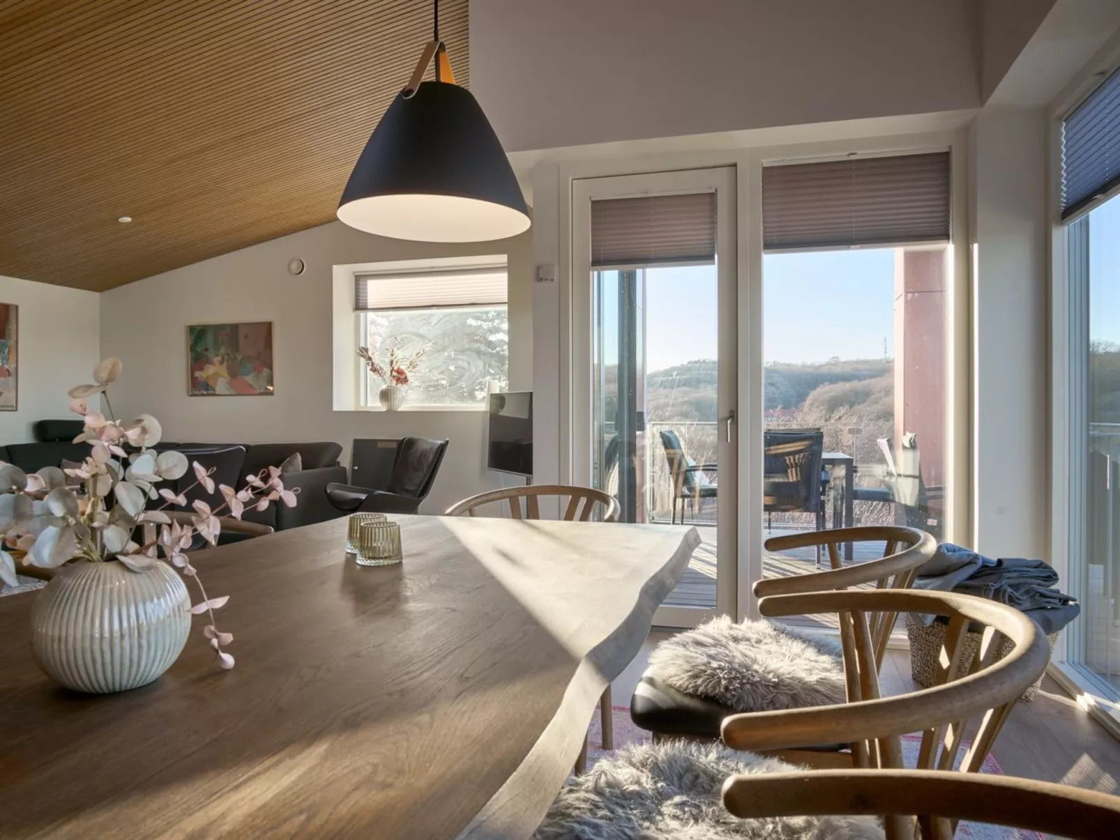 "Sasser" - 450m from the sea-Drinnen
