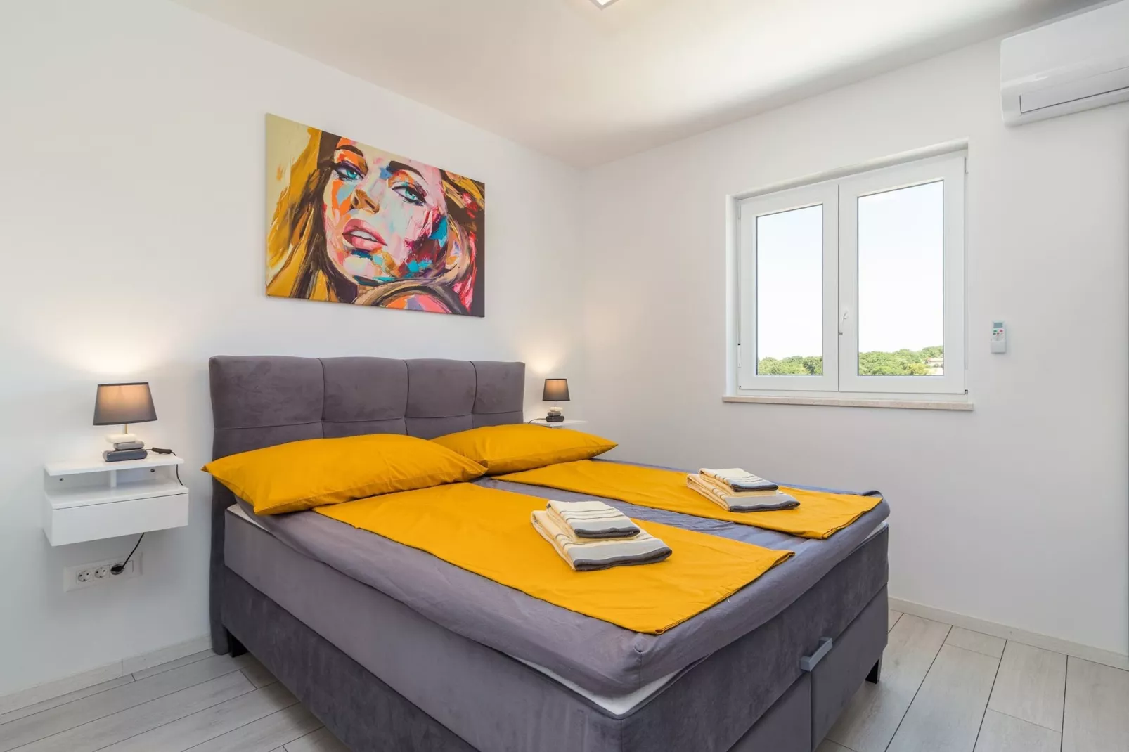 Penthouse Sax with Sea View-Bedroom