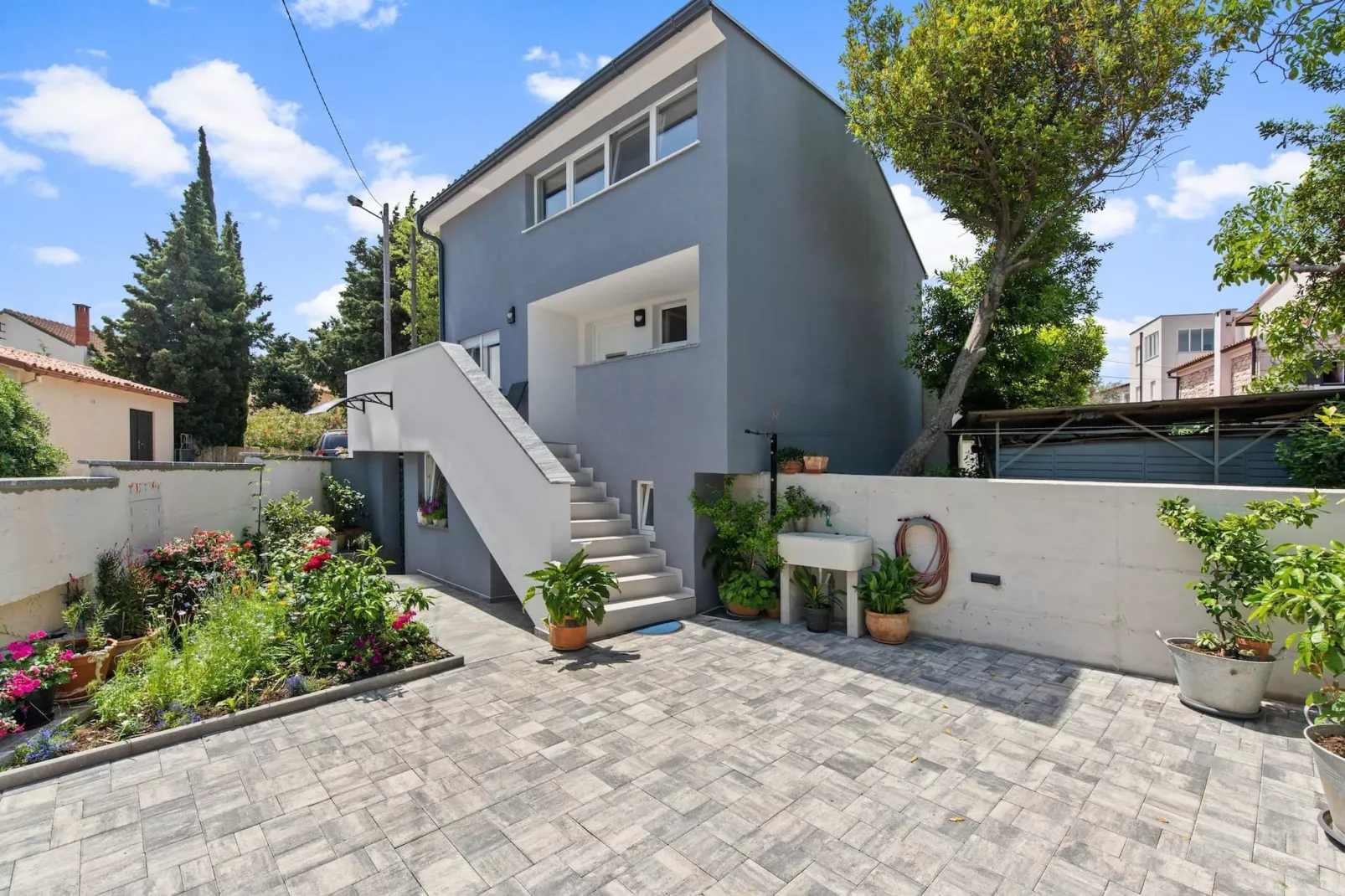 Holiday Home Sea - Beautiful Garden, Sea View-Outdoor