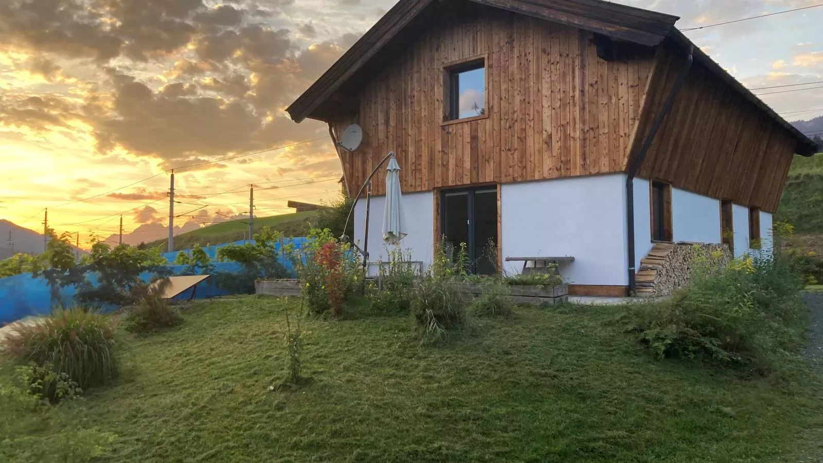 Rebenhaus-Außenbereich Sommer