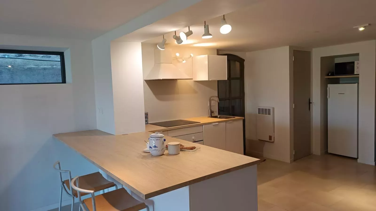 Abri-Kitchen