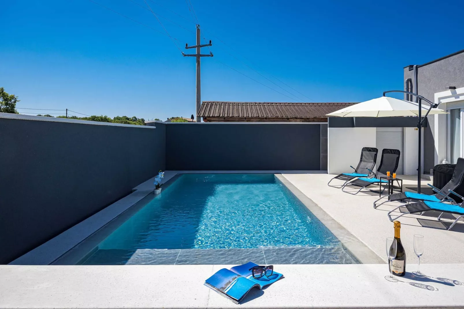 Villa Marsel (4+2) - Private Pool and Jacuzzi-Pool